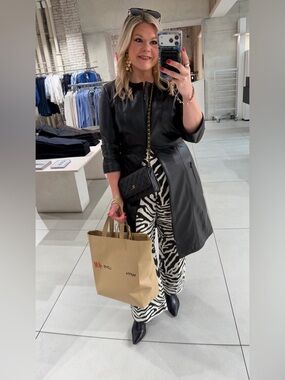 H&M Slim Fit Wide Leg White/Black Zebra-print Canvas Pants